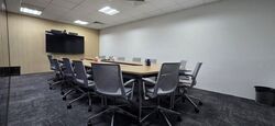 Odeon Towers (D7), Office #612796481